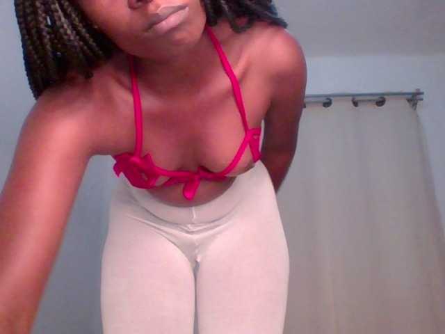 Lavenda's BongaCams show and profile