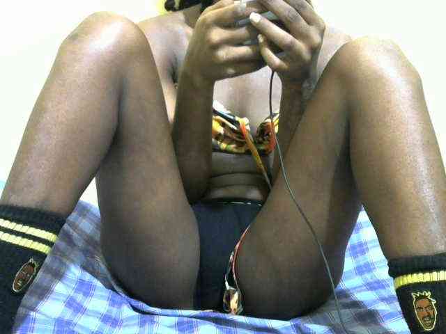Queenfey webcam