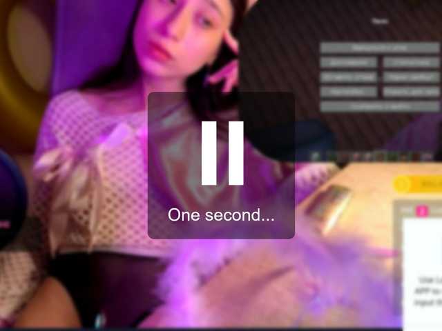 KarinaSunsets's BongaCams show and profile