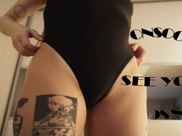 KarinaSunsets's BongaCams show and profile