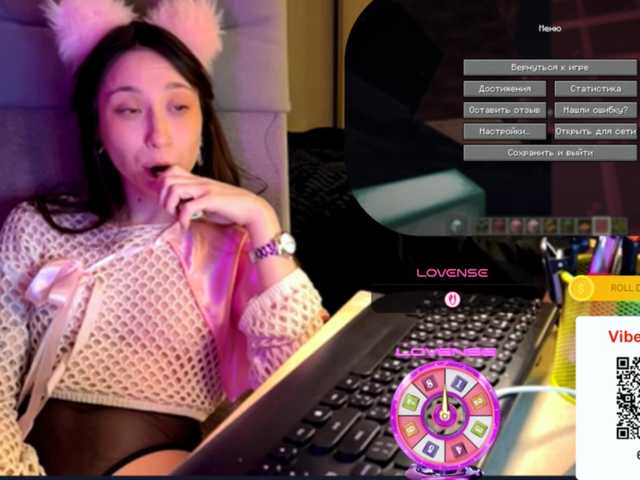 KarinaSunsets's BongaCams show and profile