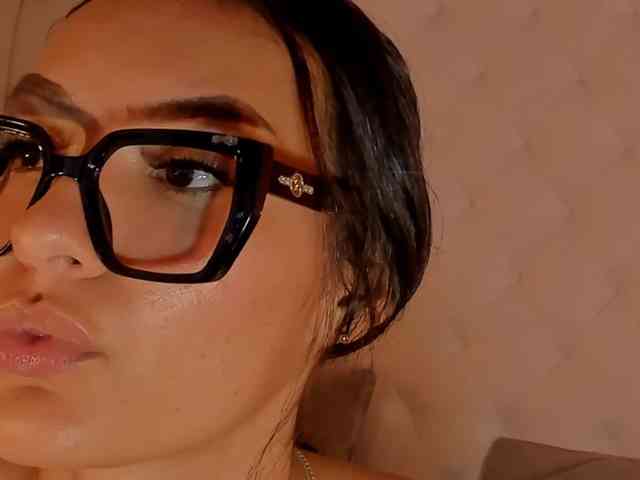 abriana-quintana webcam