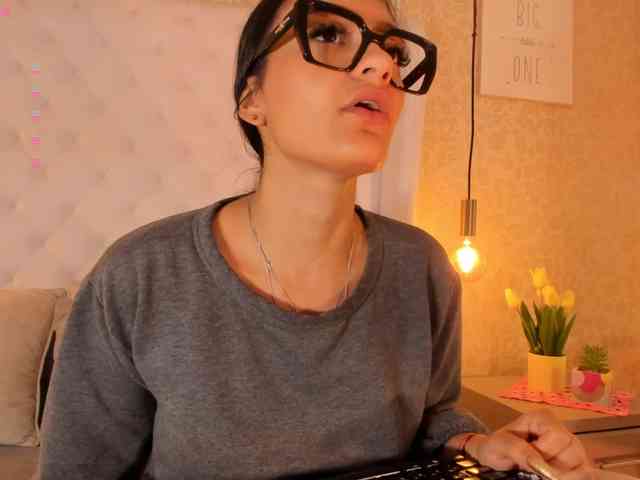 abriana-quintana webcam