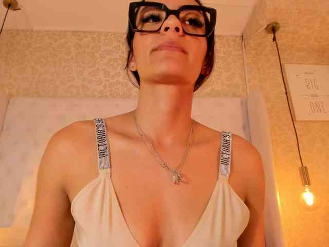 abriana-quintana webcam