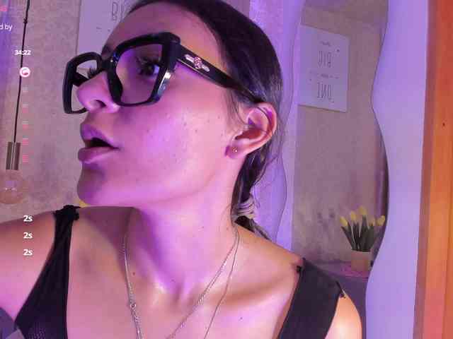 abriana-quintana webcam