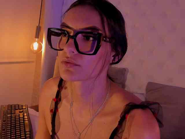 abriana-quintana webcam