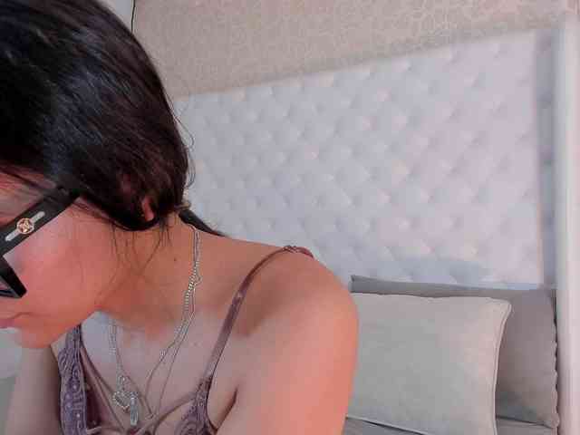 abriana-quintana webcam