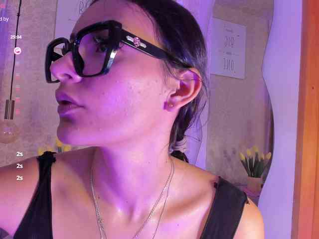 abriana-quintana webcam