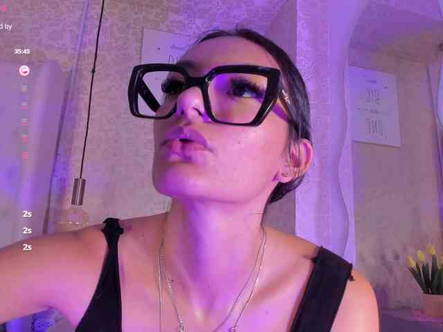 abriana-quintana webcam