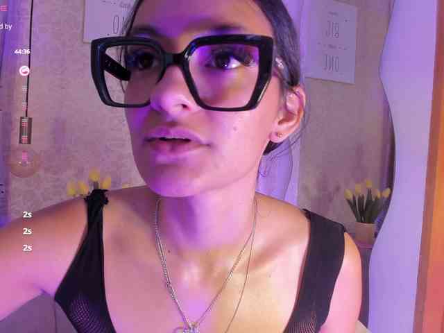 abriana-quintana webcam