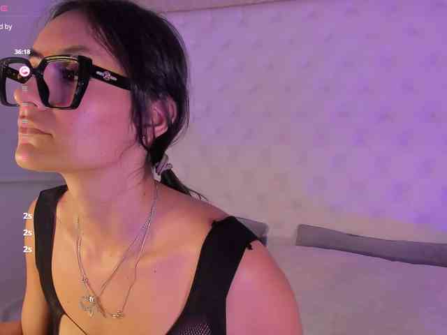 abriana-quintana webcam