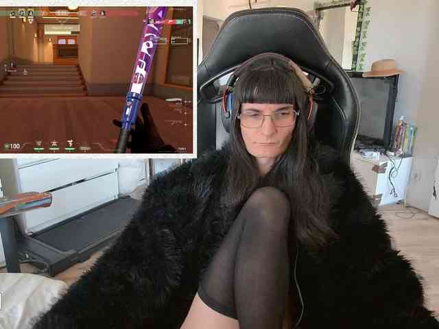Ceriselapine Live Webcam on BongaCams