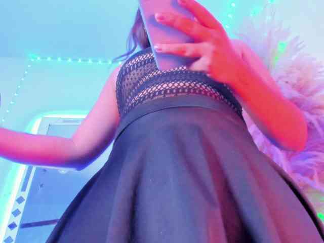 tiffany-deluxe Live Webcam on BongaCams