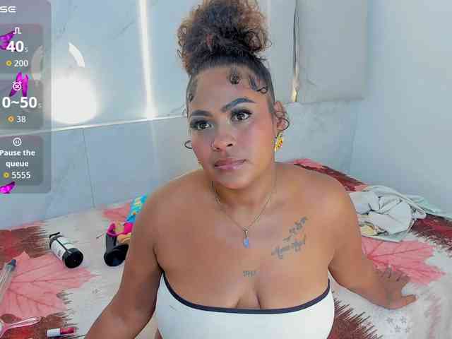 ErlysBrown webcam