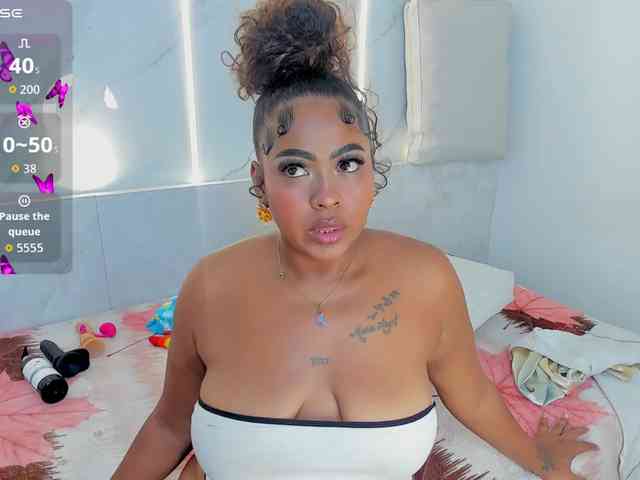 ErlysBrown webcam