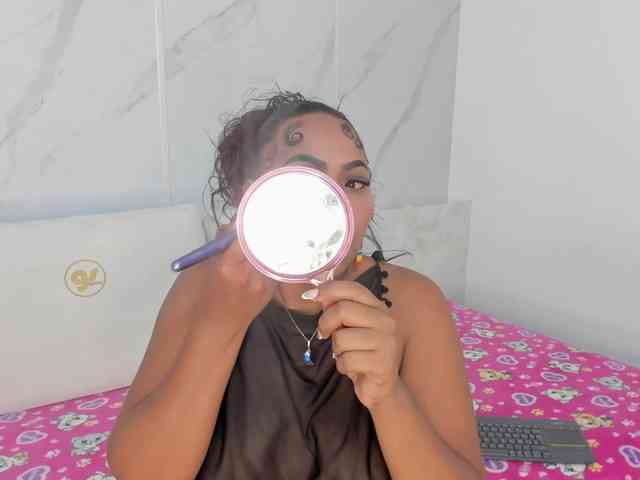 ErlysBrown webcam