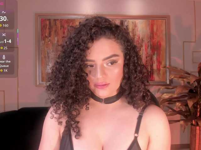 KylieJenkins Live Cam and Statistics on UnifiedCams