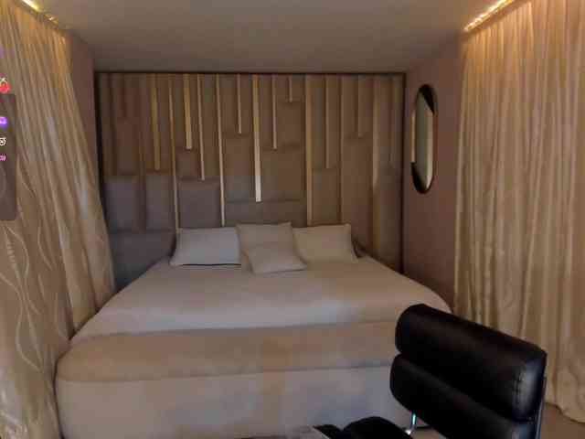 KylieJenkins KylieJenkins