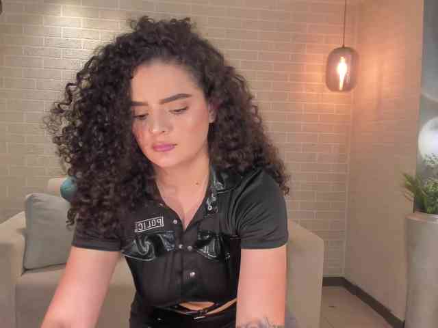 KylieJenkins KylieJenkins