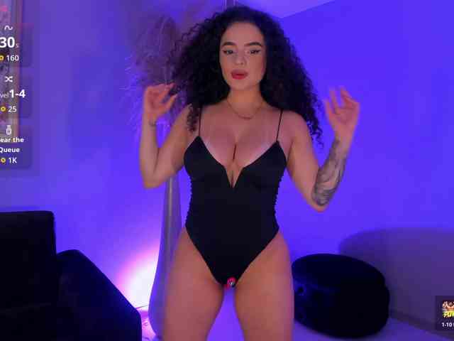 KylieJenkins KylieJenkins