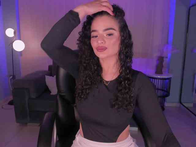 KylieJenkins KylieJenkins