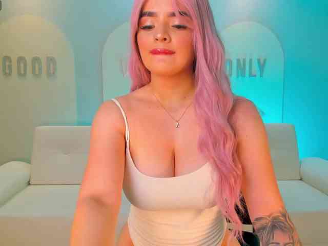 KylieJenkins KylieJenkins