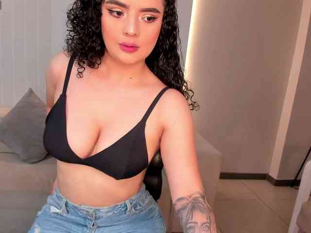 KylieJenkins webcam