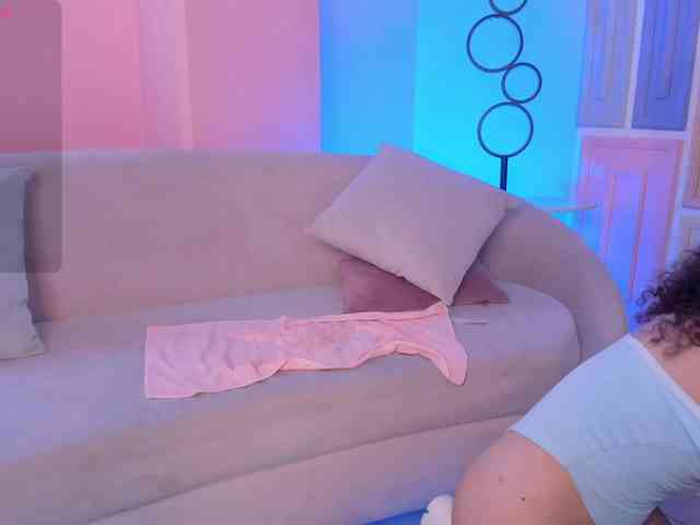 KylieJenkins KylieJenkins