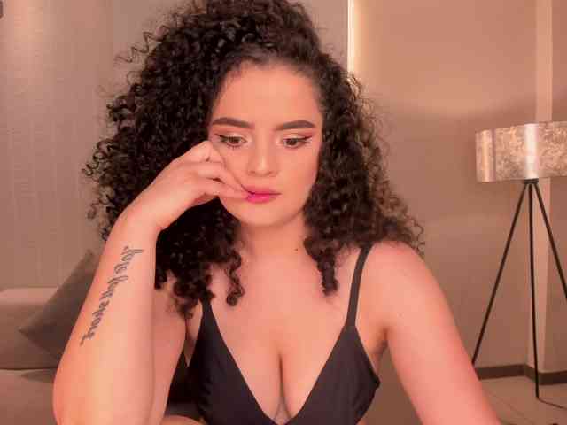 KylieJenkins webcam