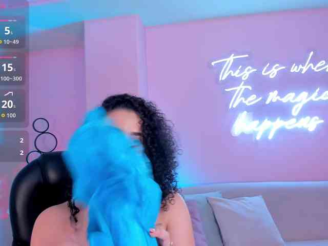 KylieJenkins KylieJenkins