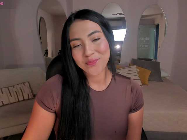 NatalieLewis's BongaCams show and profile