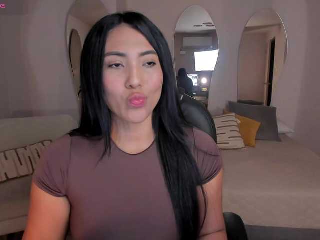 NatalieLewis's BongaCams show and profile