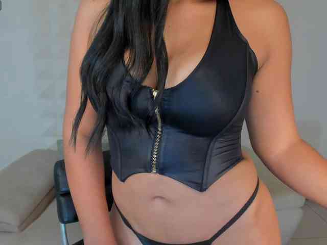 NatalieLewis webcam