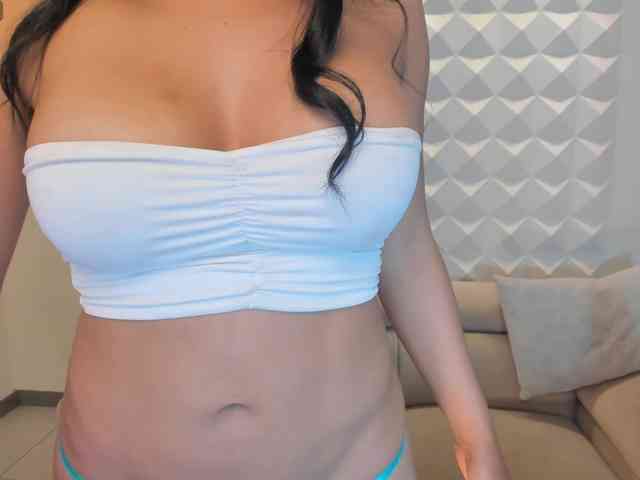 NatalieLewis webcam