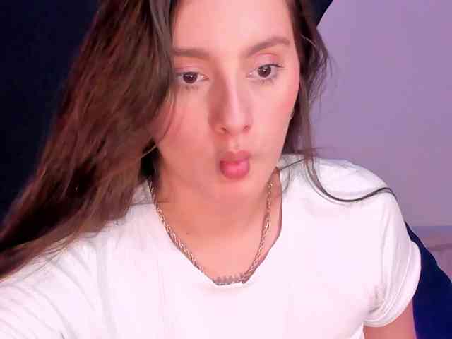 ZoeyWalker webcam