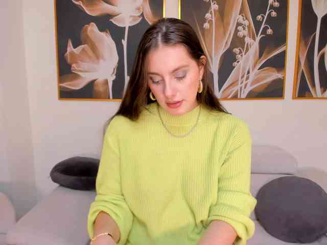 ZoeyWalker webcam