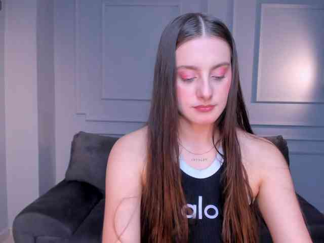 ZoeyWalker webcam