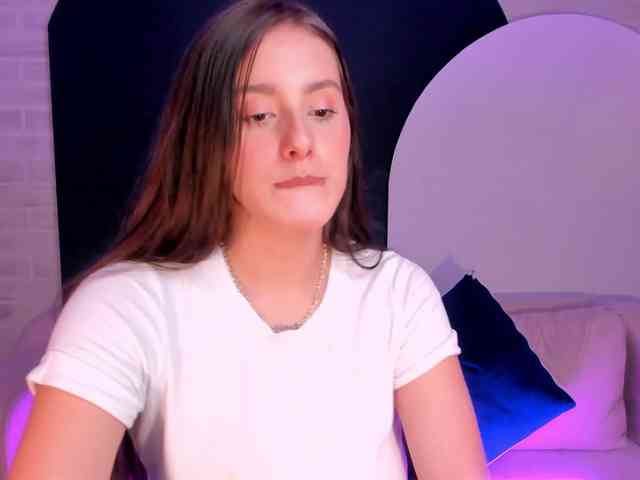 ZoeyWalker webcam