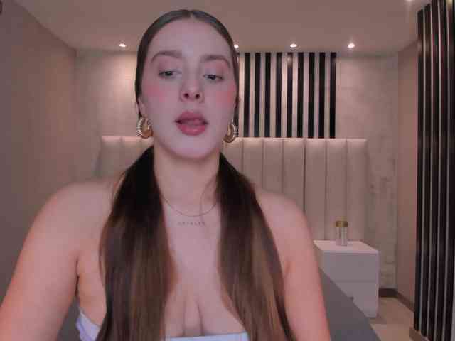 ZoeyWalker webcam