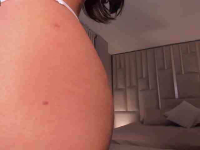 EmilyJohnson1 webcam