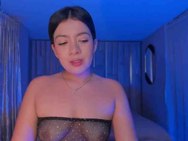 EmilyJohnson1 webcam