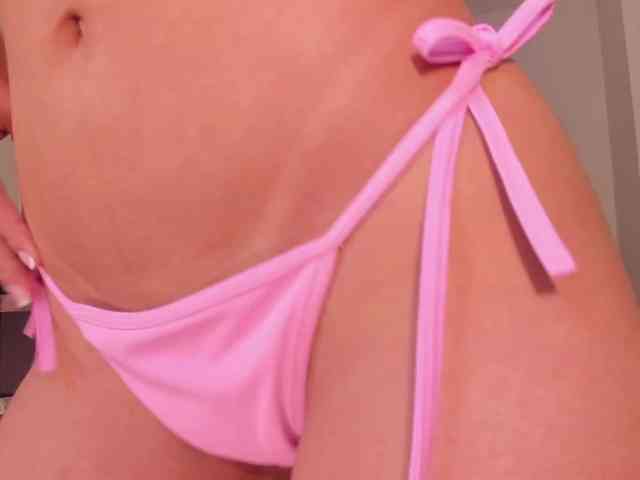 EmilyJohnson1 webcam