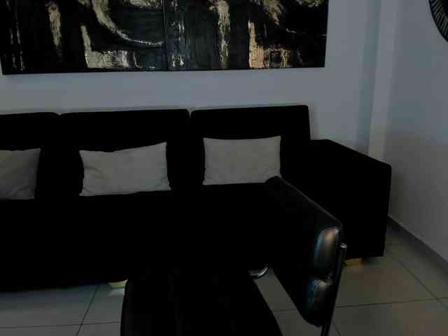 EmilyJohnson1 webcam