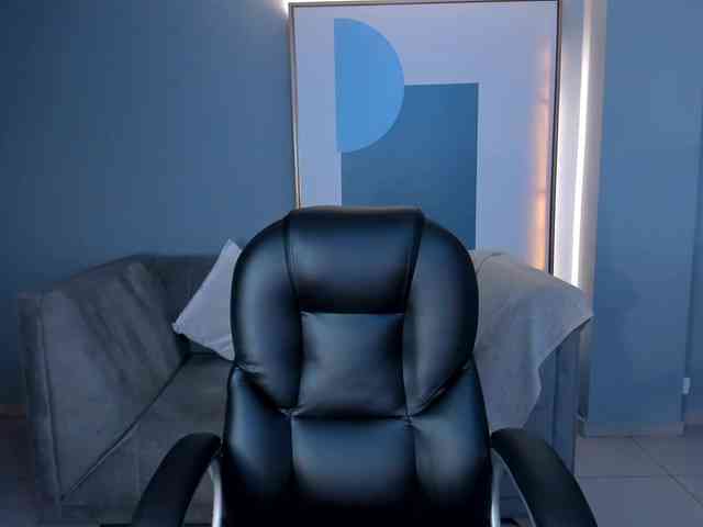 EmilyJohnson1 webcam