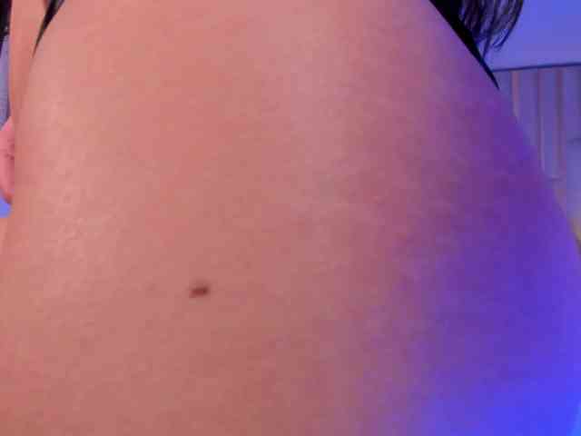 EmilyJohnson1 webcam