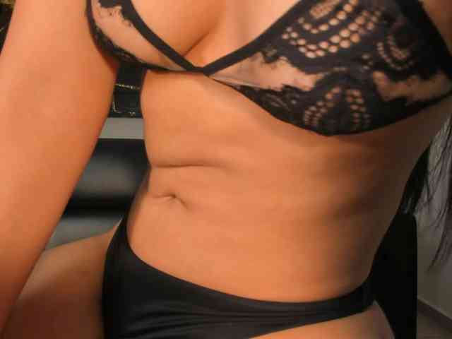 EmilyJohnson1 webcam