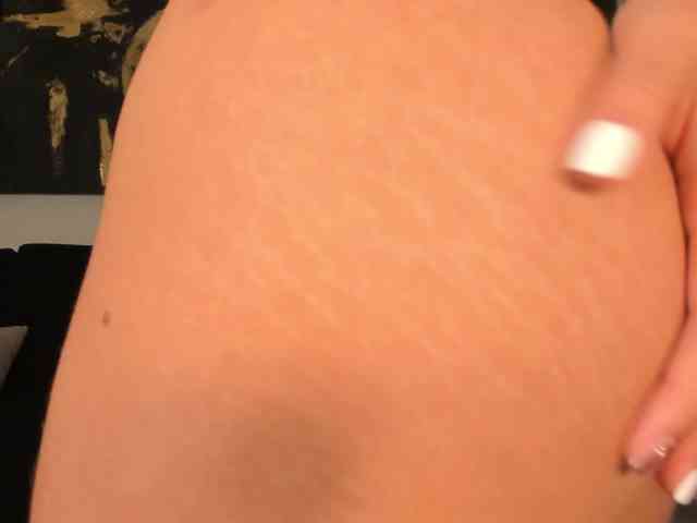 EmilyJohnson1 webcam