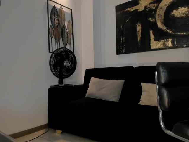 EmilyJohnson1 webcam