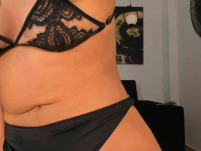 EmilyJohnson1 webcam