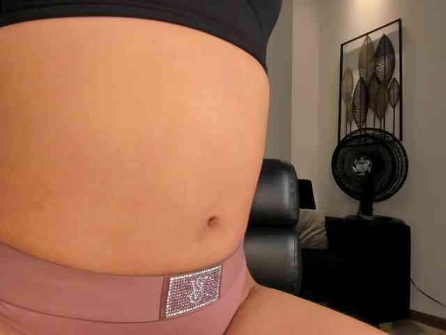 EmilyJohnson1 webcam